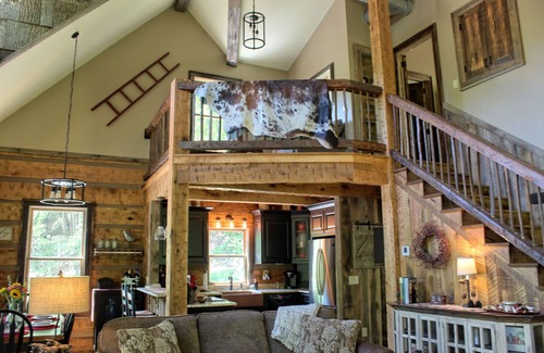 Waynesville Cabin | Riverbend Cabin! A Luxurious New Private Waterfront Log Cabin.