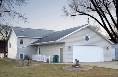 Wabasha House | Riverfront 4-Bedroom Home in Wabasha