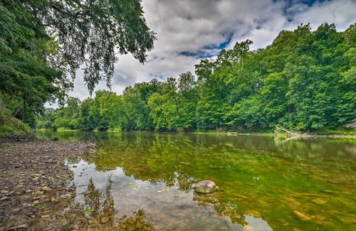 Great Cacapon Cottage | Riverfront Cacapon Cottage: Kayak, Fish, Swim