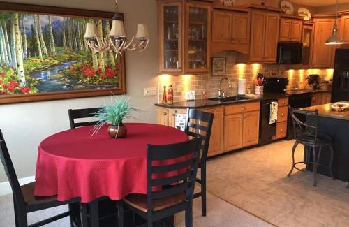 Salida House | Riverfront Condo With Balcony, King Bed Str#267
