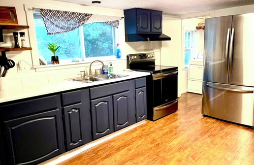Champlain House | Riverfront Cottage and Cabana. 3-bedroom, 2 bath on the Lazy, Great Chazy, River