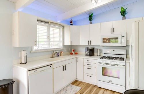 Elkhart House | Riverfront Elkhart Rental: Deck & Ping Pong Table!