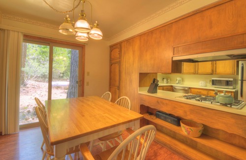 Harden Flat House | Riverfront Home 5 miles to Yosemite! Private riverbank. THE closest to Yos. gate