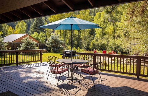 San Juan River Village House | Riverfront Home w/Hot Tub ~ 19 Mi to Wolf Creek!