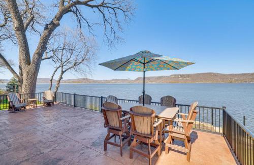Wabasha House | Riverfront Home with Yard Games in Wabasha!