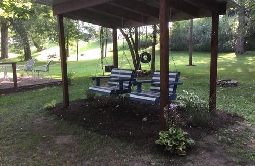 Grass Creek House | Riverfront house on the Tippecanoe River- Yogi’s Den - upper level