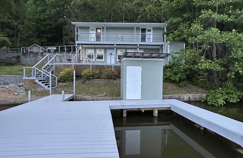 Athens House | Riverfront Property Newly Renvoated The Sweet Retreat
