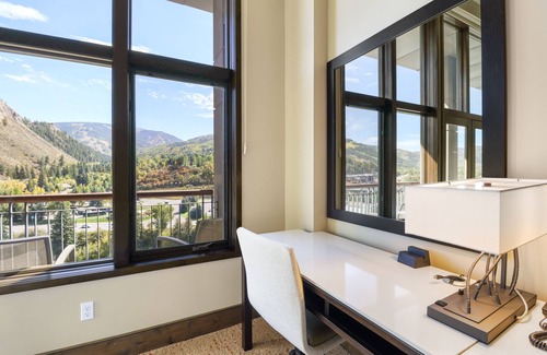 Avon Apartment | Riverfront Resort & Spa PENTHOUSE Residence Stunning Mountain Views, Ski-In/Out