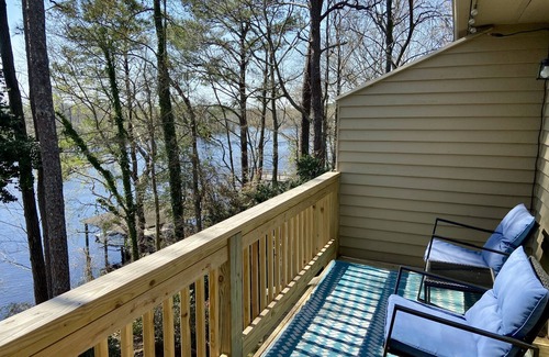 Castle Hayne Condo | Riverfront Retreat with Gorgeous View
