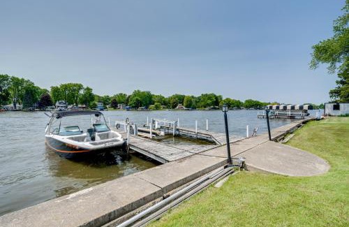McHenry House | Riverfront Retreat with Dock and Kayaks in McHenry