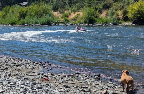 Grants Pass House | RIVERLIFE ON THE ROGUE RIVER
