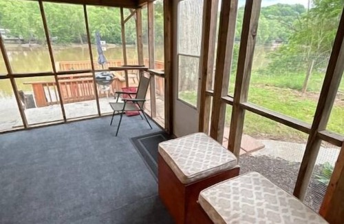 Front Royal House | Rivers Edge Retreat with spectacular water views, Full kitchen, Games, Fishing