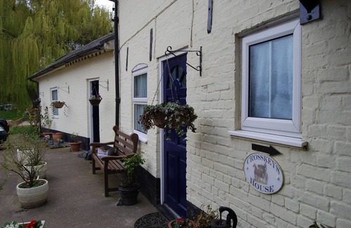 Downham Market Cottage | Riverside 2-Bed Cottage, Sleeps 3 with Parking