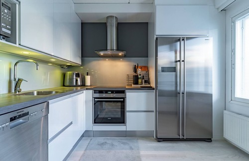 Rovaniemi Apartment | Riverside apartment with sauna, parking, WiFi in Rovaniemi