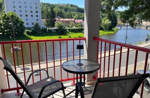 Zelezny Brod Apartment | Riverside Apts - kola v ceně-free bikes, Greenway Jizera