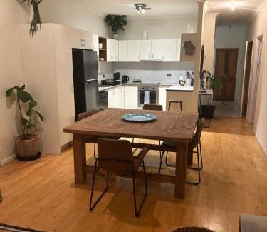 Rockhampton Apartment | Riverside Boutique Apartment
