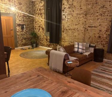 Rockhampton Apartment | Riverside Boutique Apartment