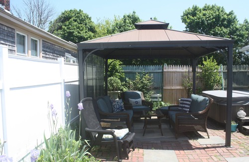 Portsmouth House | Riverside Bungalow Shortterm discounts for extended stay professionals!