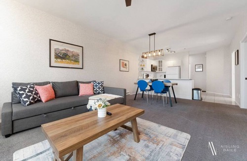 East Kootenay Condo | Riverside Twin "A" | Balcony | King Bed | Spacious