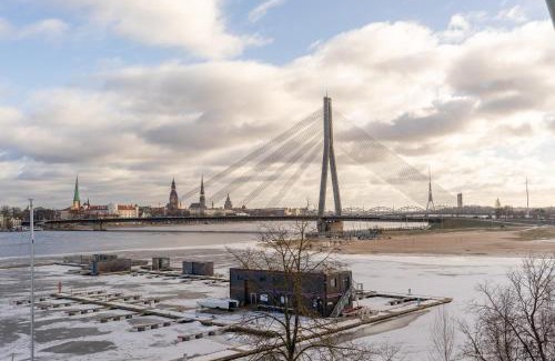 Kipsala Apartment | Riverside flat with a beautiful view over Rīga