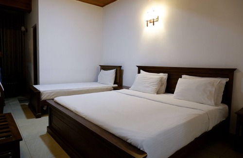 Bandarawela Hotel | RIVERSIDE INN HOTEL