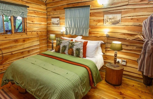 Oudtshoorn Bed & Breakfast | Riverside Lodge