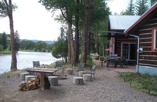 South Fork Cabin | Riverside Meadows Master Cabin on the Rio Grande