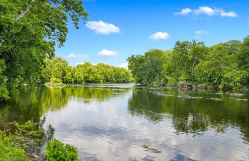 Luray House | Riverside Oasis with Stunning Views, Cozy Firepit!