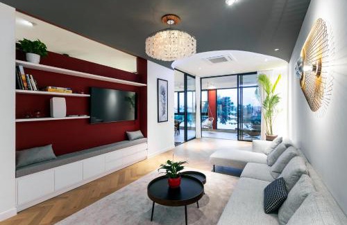 Daun Penh Apartment | Riverside Panorama