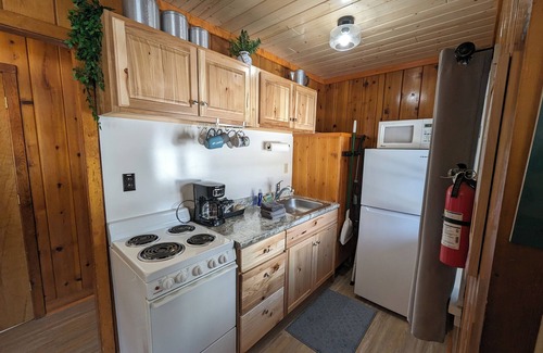 Park Rapids Cabin | Riverside Point Resort #3 | 2 Bed, 1 Bath