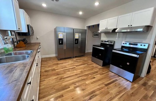 Fries Apartment | Riverside Refuge at The Washington Inn 2