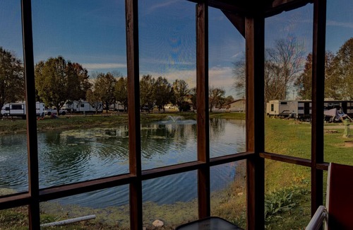 Burlington Cabin | Riverside Relaxation: Family-Friendly Camping with Pool & Endless Adventures!
