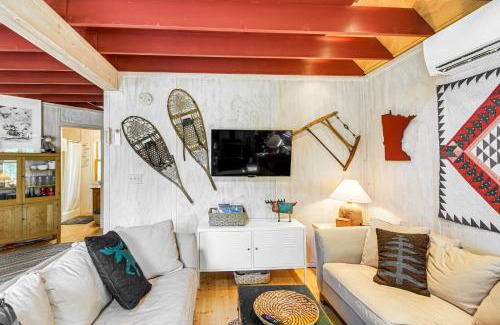 Crosby House | Riverside Retreat in Crosby Pet Friendly!