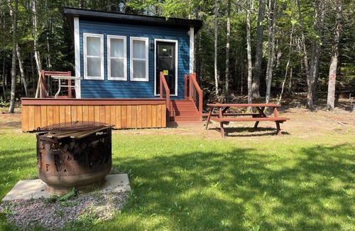 Moncton Cabin | Riverside RnR Offgrid Cabins - Blue Cabin , Shediac NB