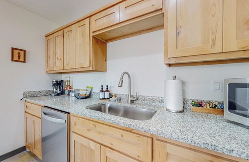 Barelas House | Riverside Townhome