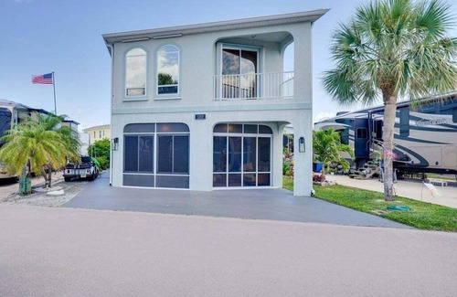 Nettles Island House | Riverview Beautiful remodeled 2 bd 2 bath beach home on Nettles Island