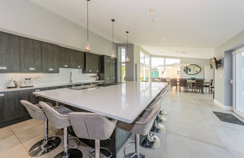 Kinsale House | Riverview , kinsale , Cork, sleeps 26 guests, owned by Exquisite Holiday Homes.