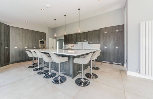 Kinsale House | Riverview , kinsale , Cork, sleeps 26 guests, owned by Exquisite Holiday Homes.
