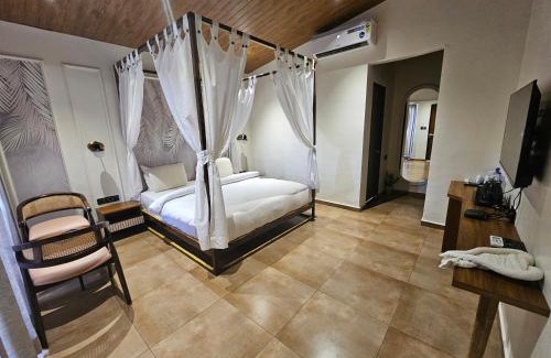 Rajpipla Resort | RiverView Tent Resort