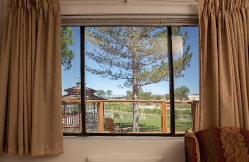 Delta Hotel | Riverwood Resort on the Gunnison