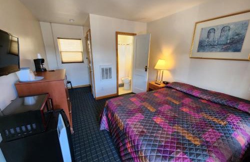 Erie Hotel | Riviera Motel