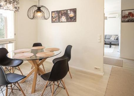 Koillinen District Apartment | Rivitalo luontopolkujen vieressä