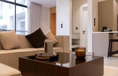 Al Wurud Apartment | Riyadh homes by RAFA Three-Bedroom Premium Apartment D