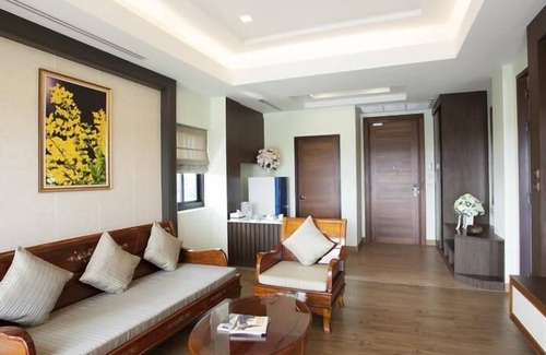 Sam Phran Hotel | RK Riverside Resort & Spa