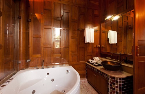 Sam Phran Hotel | RK Riverside Resort & Spa