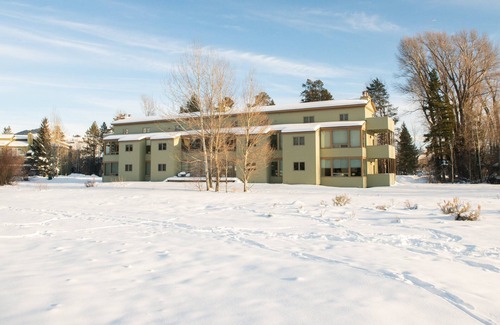 Moose Wilson Road Condo | RMR: Lupine 1911 Condo in The Aspens/Wilson,WY