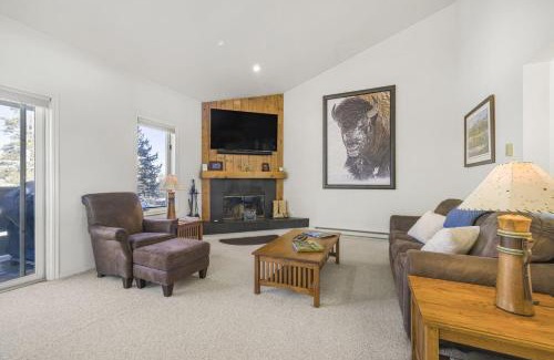 Moose Wilson Road Apartment | RMR: Mountain Ash 1 Condo in The AspensWilsonWY