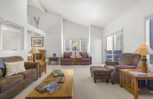 Moose Wilson Road Apartment | RMR: Mountain Ash 1 Condo in The AspensWilsonWY