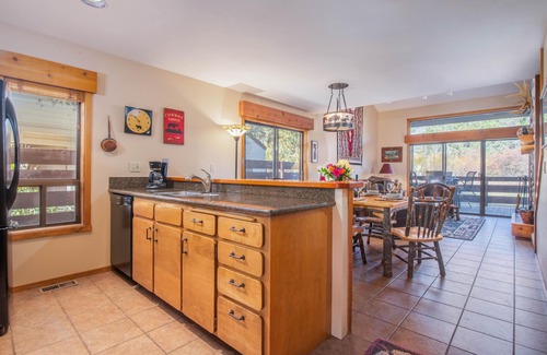 Moose Wilson Road House | RMR: Primrose 1711 Condo in The Aspens/Wilson,WY