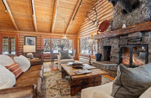 Moose Wilson Road House | RMR: Teton View Cabin Home in WilsonWY